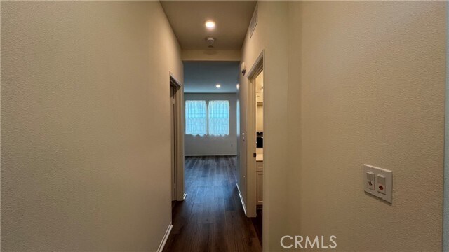Foto del edificio - 24709 6th St