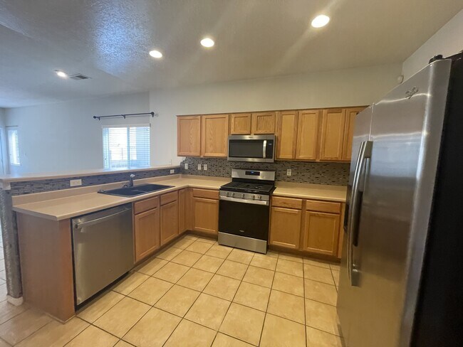 Foto del edificio - 6915 Kayser Mill Rd NW