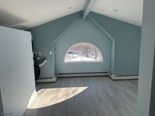 Foto del edificio - 202 Black Oak Ridge Rd