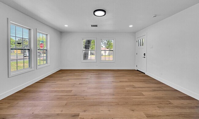 Foto del edificio - Newly Remodeled 2BD 1BA Home in Waco