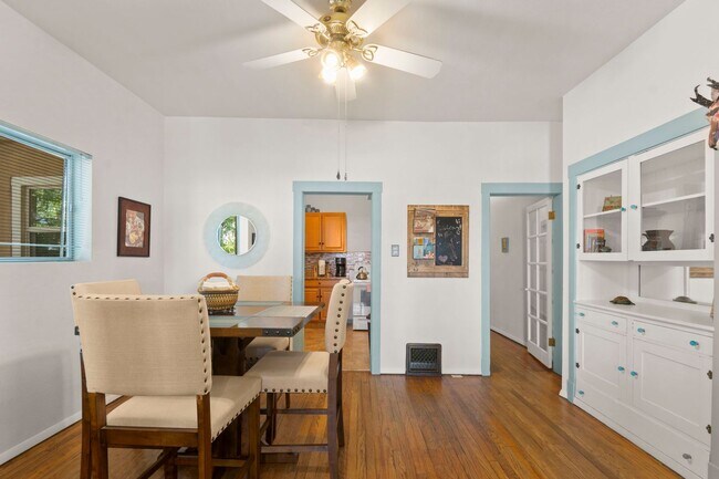 Foto del edificio - Charming 2 bed furnished Duplex