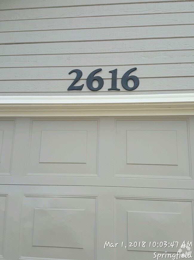 Building Photo - 2616 S Glenview Ave
