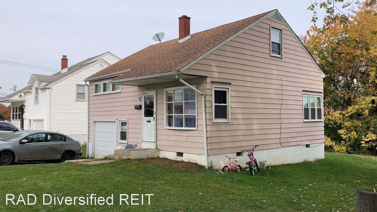 Primary Photo - 3 br, 1 bath House - 1351 Forrest Street