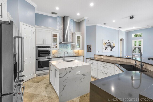 Building Photo - 4675 Manderly Dr