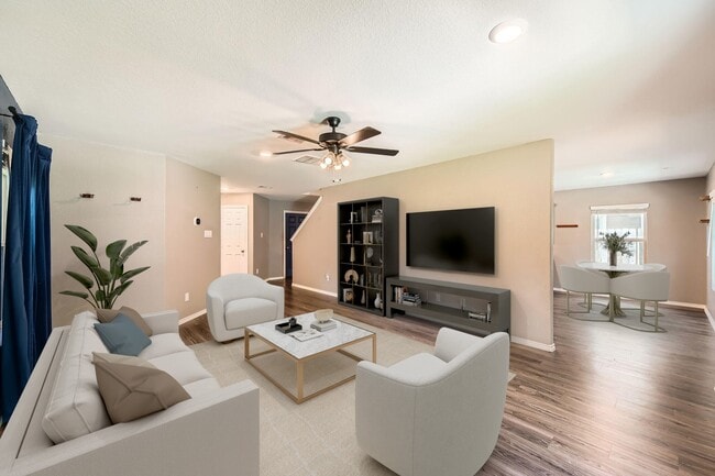 Building Photo - 1352 Winding Willow Dr