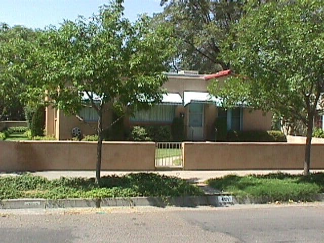 Building Photo - 401 Hermosa Dr NE