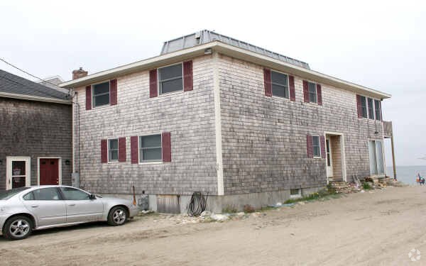 Building Photo - 20-22 Cove St