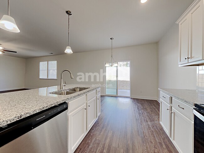 Foto del edificio - 139 Dog Path Trl