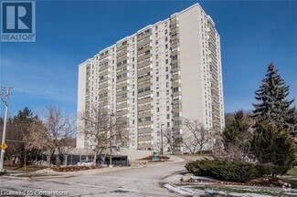 Building Photo - 35 Green Valley Dr