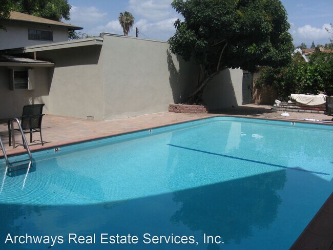 Building Photo - 1355 Hilda Ave