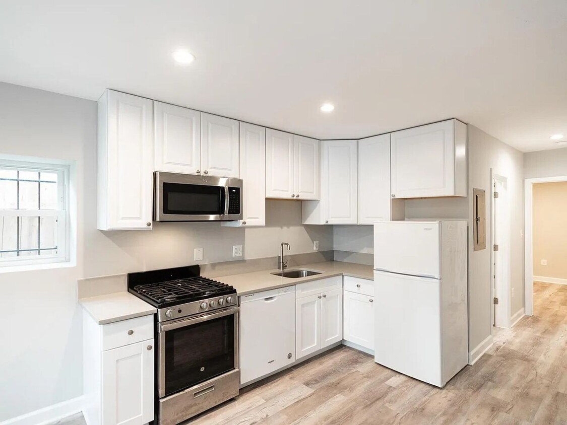 Foto principal - 111 Rhode Island Ave NW