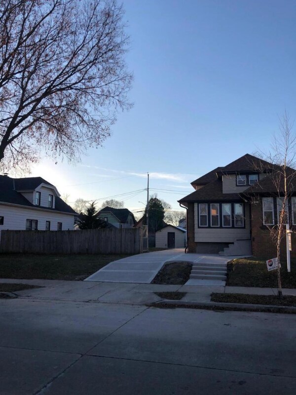 1633 S 57th St, West Allis, WI 53214 House Rental in West Allis, WI