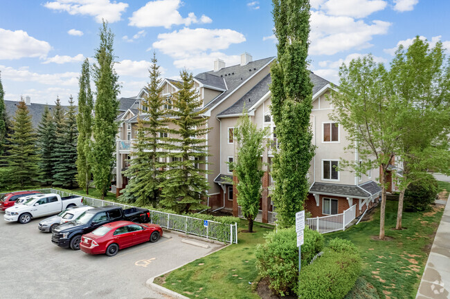 Building Photo - Gateway Marda Loop