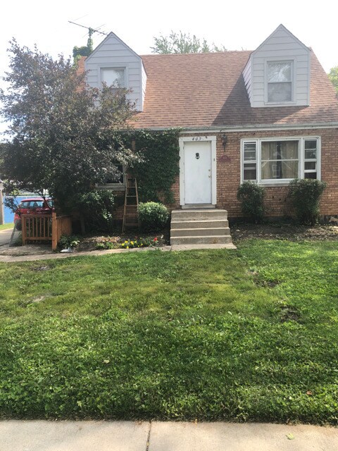 Primary Photo - 403 N Fairview Ave