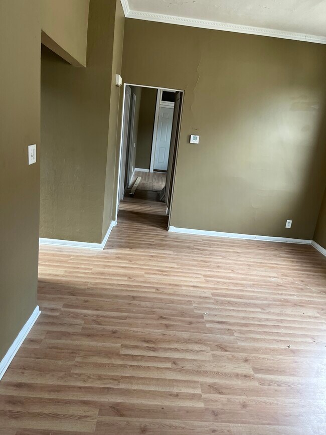 224 Conkey St, Hammond, IN 46320 Apartments in Hammond, IN