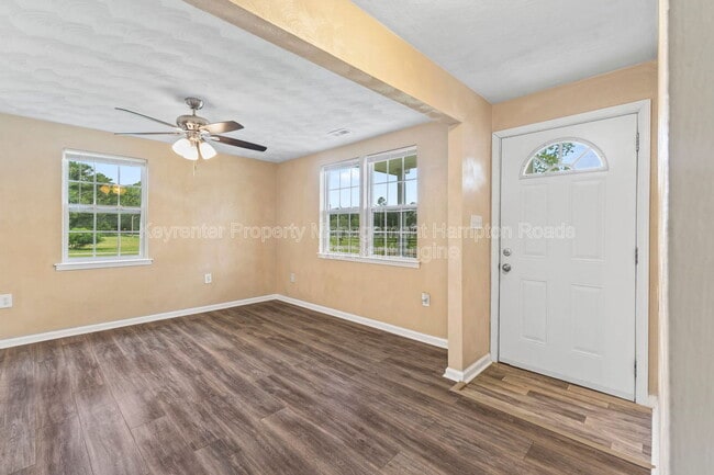 Building Photo - 3645 Landstown Rd