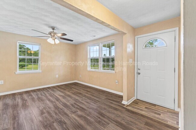 Foto del edificio - 3645 Landstown Rd