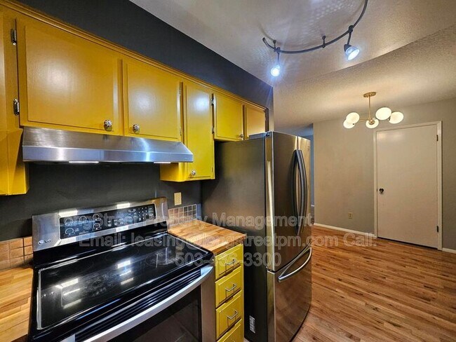 Foto del edificio - 4606 NE Broadway