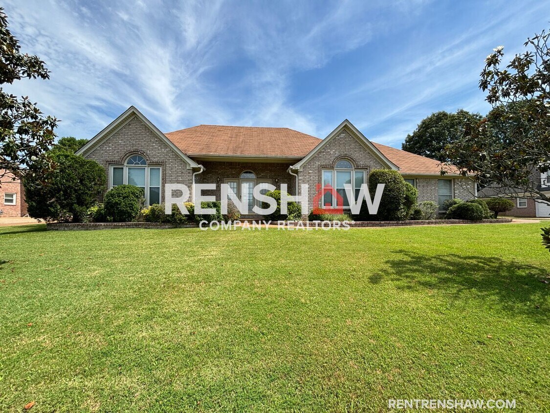 Primary Photo - Gorgeously Renovated 3/2.5 Collierville Ho...