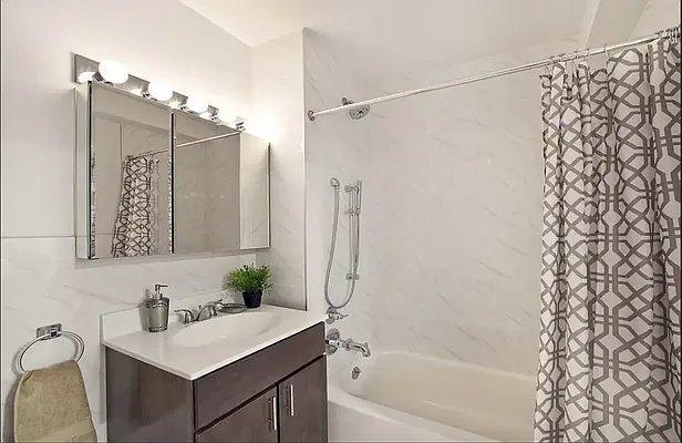 Building Photo - 0 bedroom in Bronx NY 10468