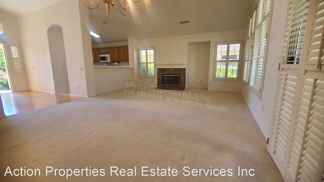 Foto del edificio - 2 br, 2 bath House - 7035 Lost Lake Lane