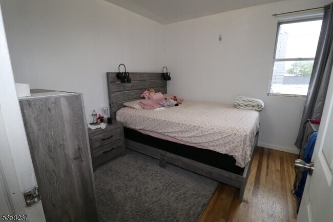 Foto del edificio - 524 Mulberry St
