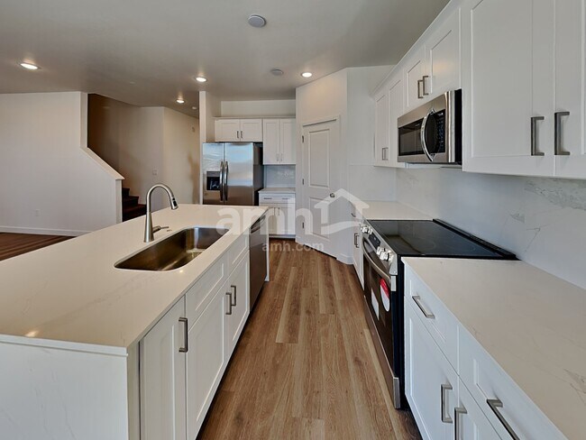 Foto del edificio - 18475 W Honeysuckle Dr