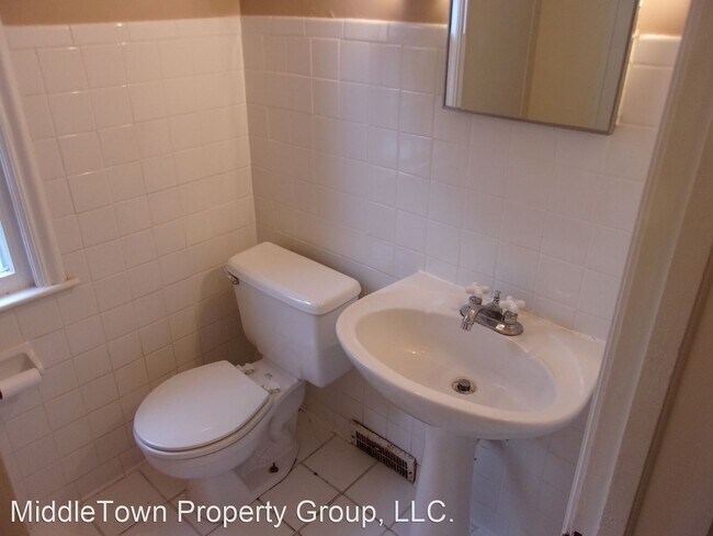 Building Photo - 3 br, 2 bath House - 1408 N Woodridge Ave.