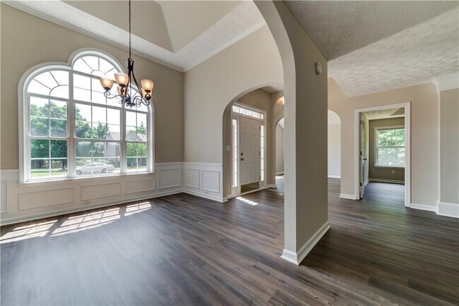 Building Photo - 1670 Berrywood Way