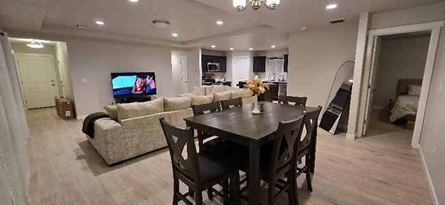 Building Photo - 17560 Barefoot Ridge Wy