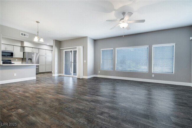Building Photo - 11890 Tevare Ln