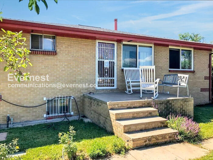 Foto principal - 3366 W 55th Pl