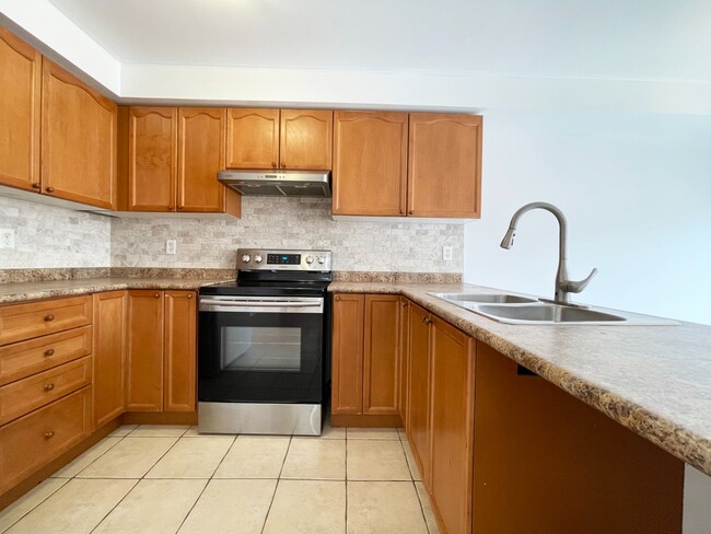 Photo du bâtiment - 8828 Sheppard Av E