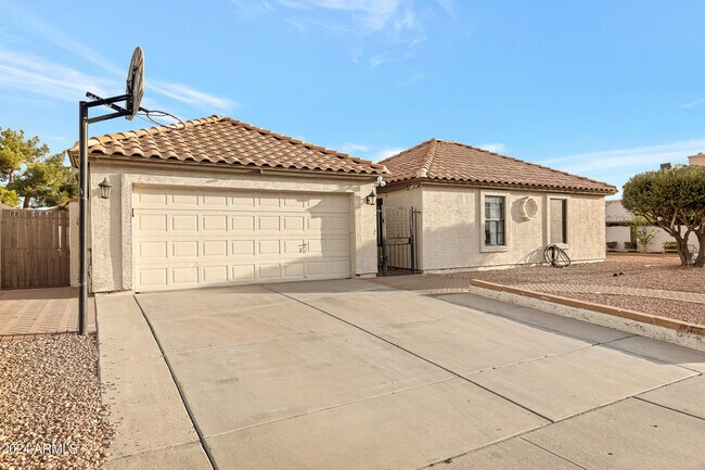 Foto del edificio - 5431 W Cochise Dr
