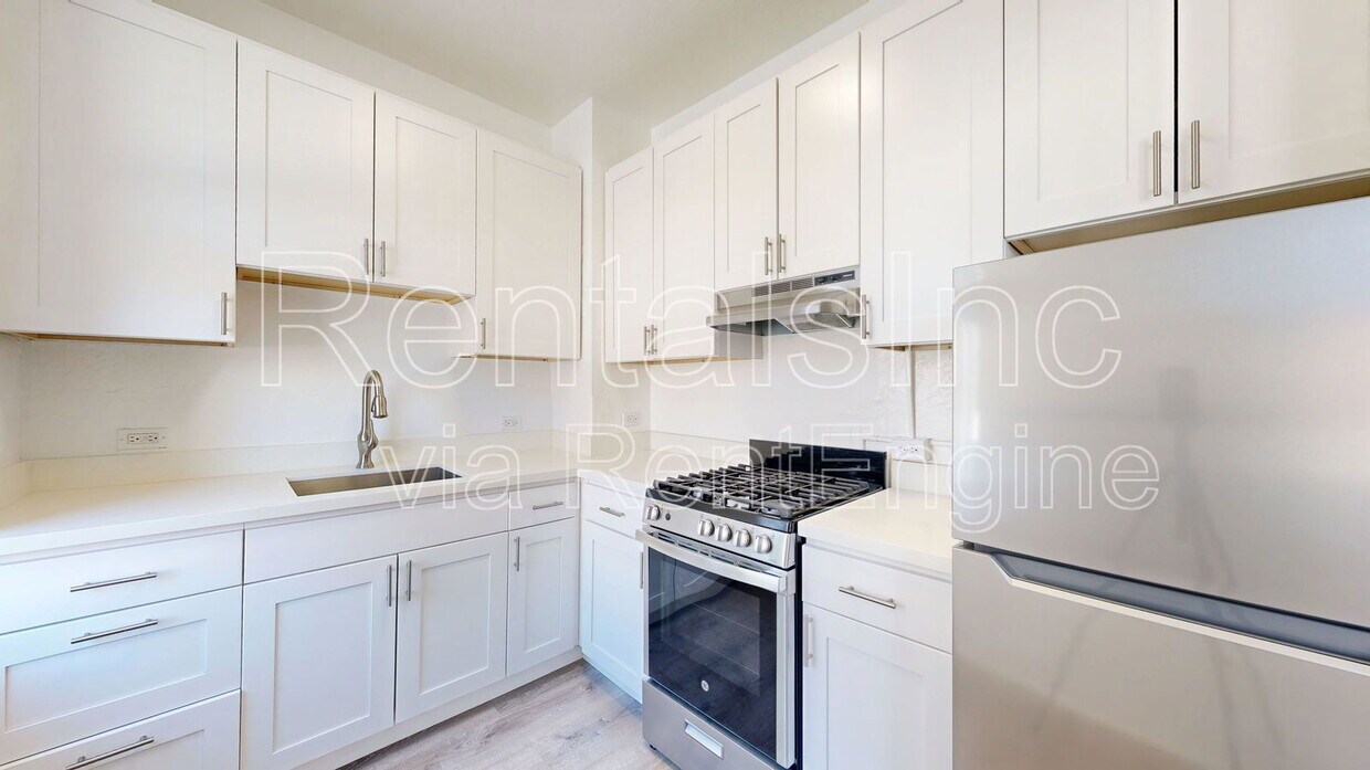 Foto principal - 154 Franklin St