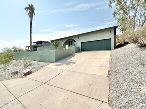 Building Photo - 1701 E Camino del Santo