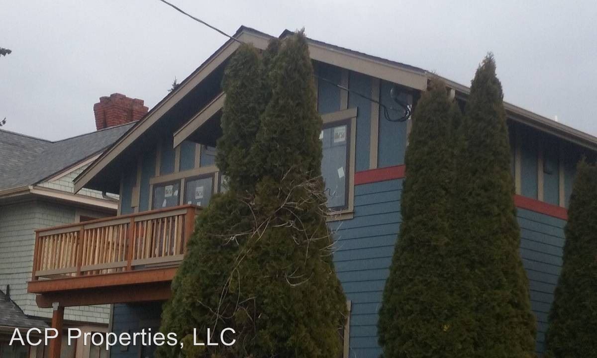 Primary Photo - 1 br, 2 bath House - 2327 Elm St.