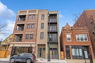 Building Photo - 3332 W Irving Park Rd