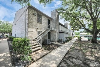 Building Photo - 10757 Braes Bend Dr