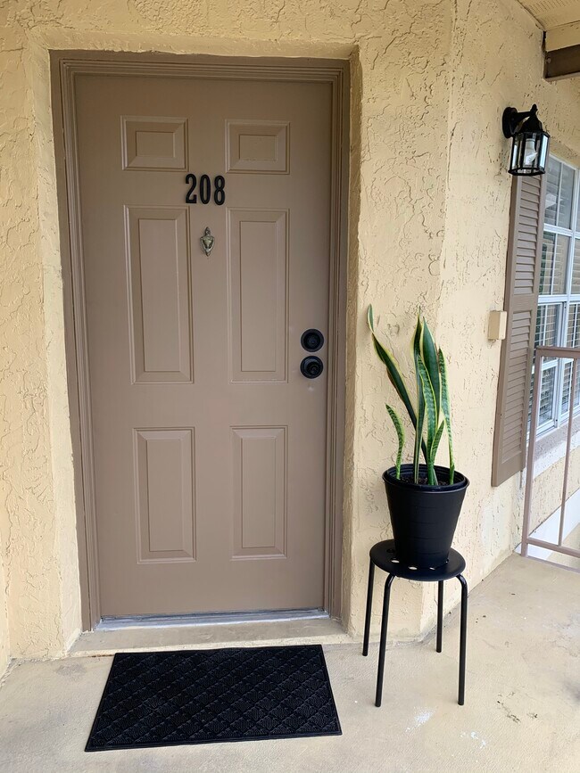 Foto del edificio - 3651 N Goldenrod Rd