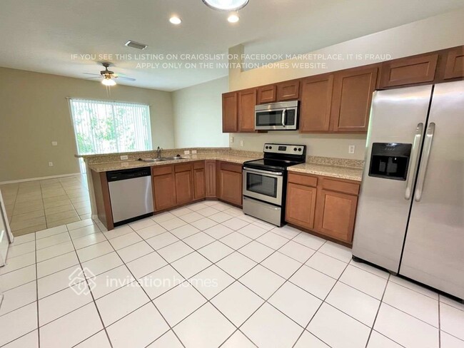 Building Photo - 25150 Conestoga Dr