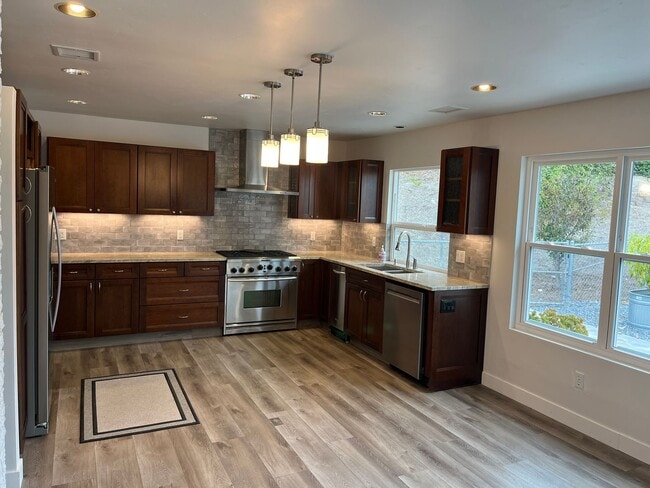 Building Photo - 4bd/2ba Single Story Home In Hennie Hills ...