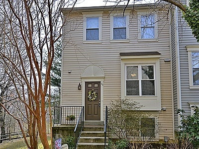 Photo - 63 Kinsman View Cir House