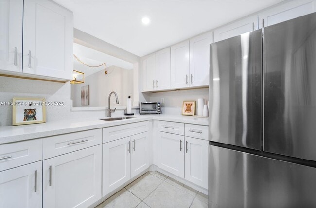 Foto del edificio - 8005 SW 107th Ave