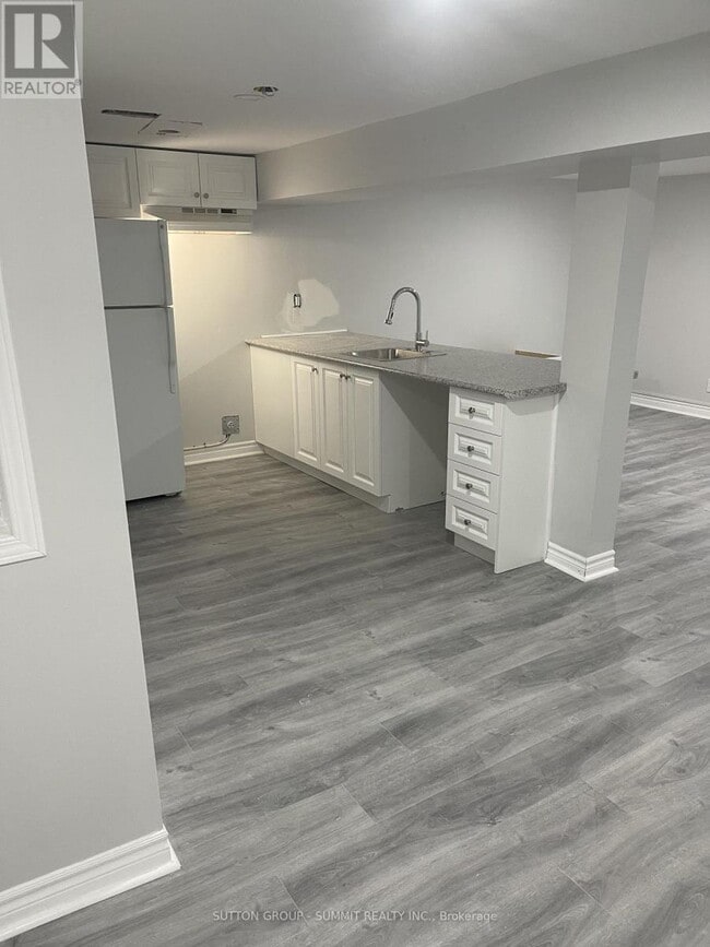 Building Photo - 2257 Hanbury Ct