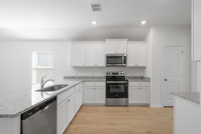 Building Photo - 100 Paria Ct