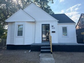 Building Photo - 16255 Lilac St