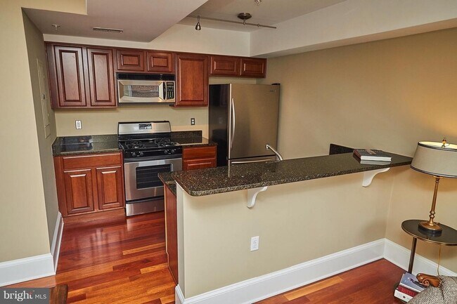 Photo - Columbia Heights, You're Home