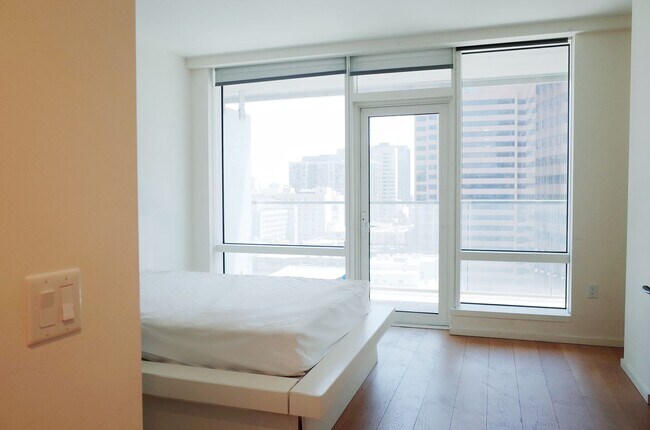 Foto del edificio - Studio in DTLA
