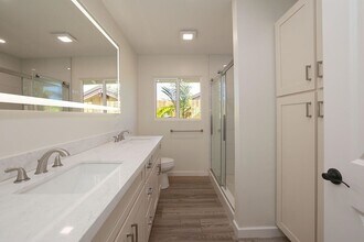 Building Photo - 240 Olali St